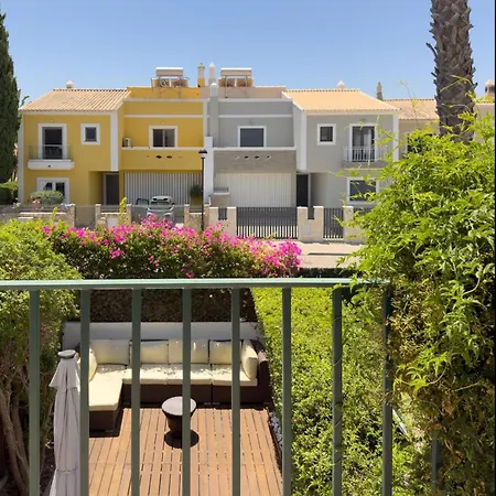 Encosta Oliveiras Townhouse * 维拉摩拉