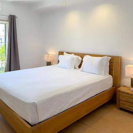 Encosta Oliveiras Townhouse 维拉摩拉